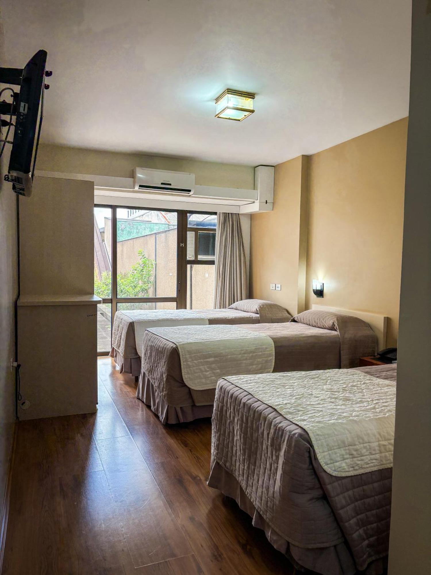 Hotel Nikko Curitiba Buitenkant foto